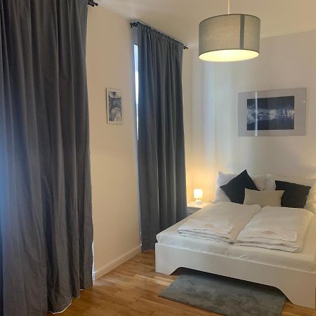 New Apartments Chain Florenc Prag Exterior foto