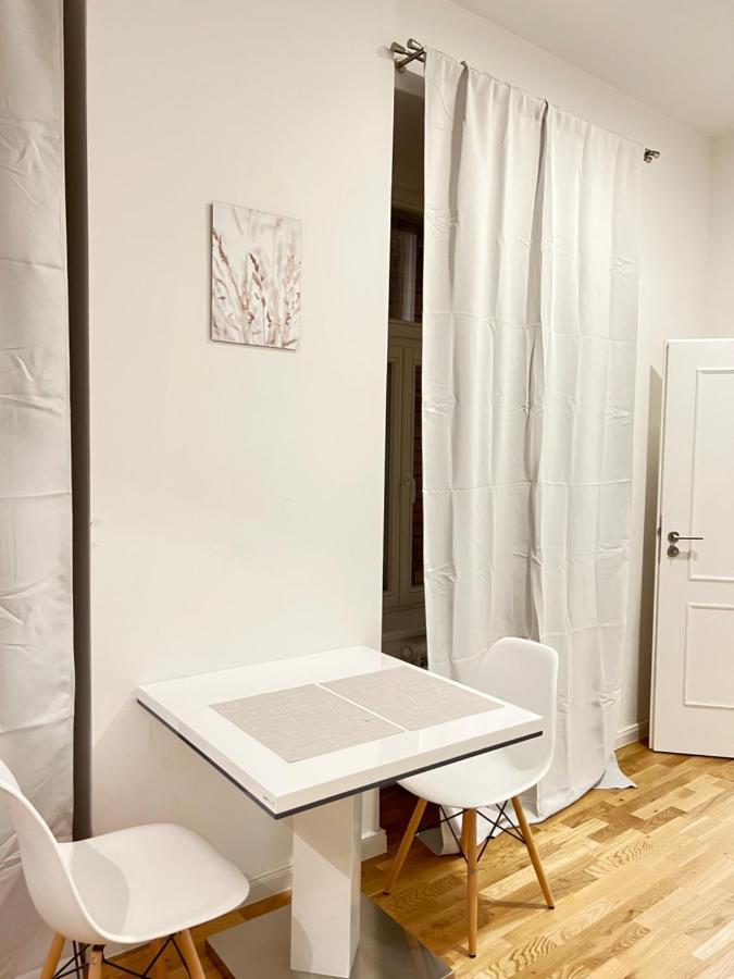 New Apartments Chain Florenc Prag Exterior foto