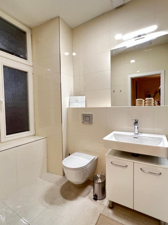 New Apartments Chain Florenc Prag Exterior foto