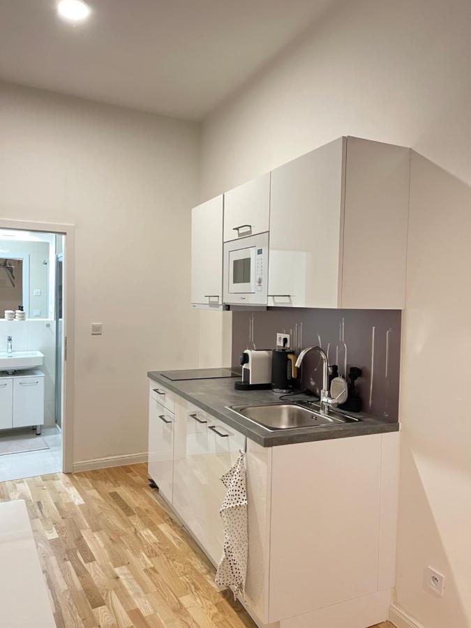 New Apartments Chain Florenc Prag Exterior foto